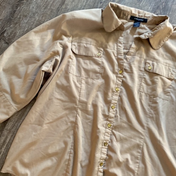 Ashley Stewart Shirt Women Plus Size 26 Tan 
Button Down Pockets 3/4 Sleeve - Picture 3 of 7